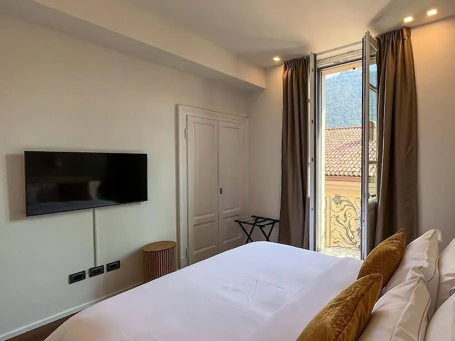 Eleganza Nel Cuore Di Como